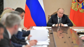 Путин потребовал проконтролировать доведение субсидий до аграриев